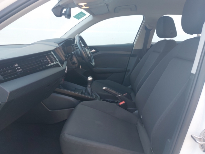 Audi A1 30 Tfsi Se RA19HZV White #5