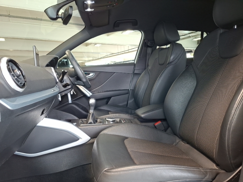 Audi Q2 35 Tfsi Black Edition SB21WYO White #5