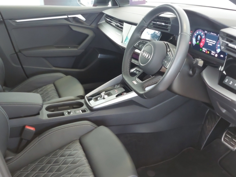 Audi S3 Tfsi Black Edition Quattro S Tronic SE73OVT Red #6