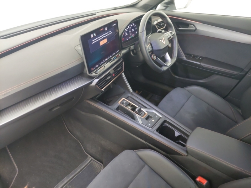 Cupra Formentor 1.5 Etsi 150 V2 Dsg KR75CXH White #5