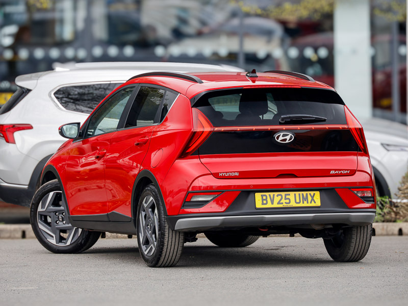 Hyundai Bayon 1.0 Tgdi Ultimate Dct BV25UMX Red #2