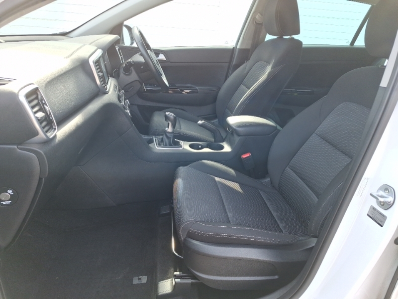 Kia Sportage 1.6 Crdi Isg 2 DG69EYD White #5