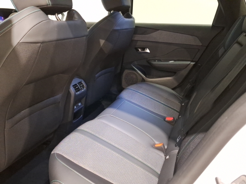 Peugeot 308 1.2 Puretech Allure Premium Eat8 SH73PZS White #6