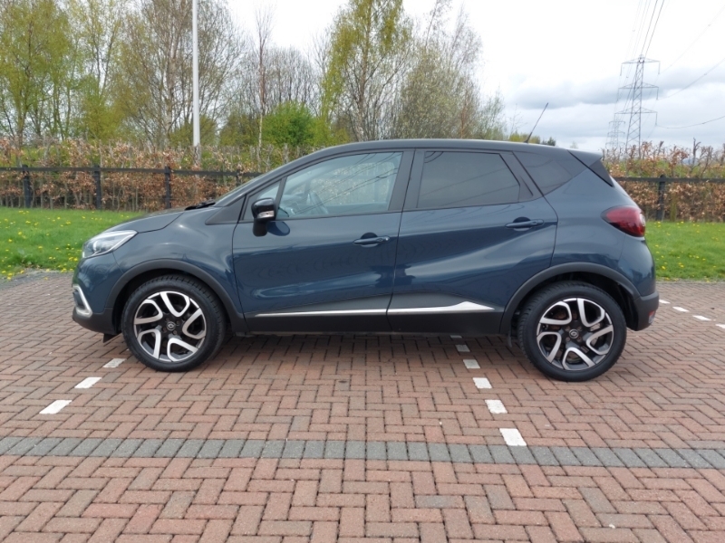 Renault Captur 0.9 Tce 90 Iconic PN68WVS Black #4