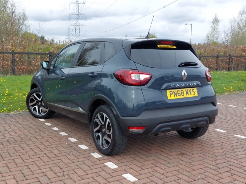 Renault Captur 0.9 Tce 90 Iconic PN68WVS Black #2