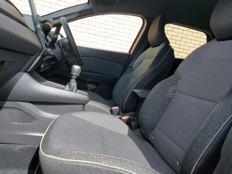 Renault Symbioz 1.3 Tce 140 Techno HK75TGF Red #5
