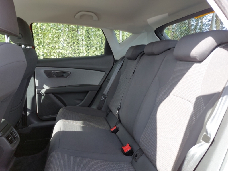 Seat Leon 1.5 Tsi Evo Se Ez CX69KWF Orange #6