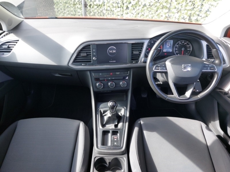 Seat Leon 1.5 Tsi Evo Se Ez CX69KWF Orange #3