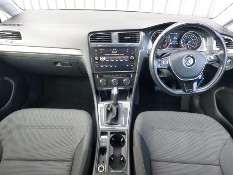 Volkswagen Golf 1.6 Tdi Se Nav Dsg YH68URU Yellow #3