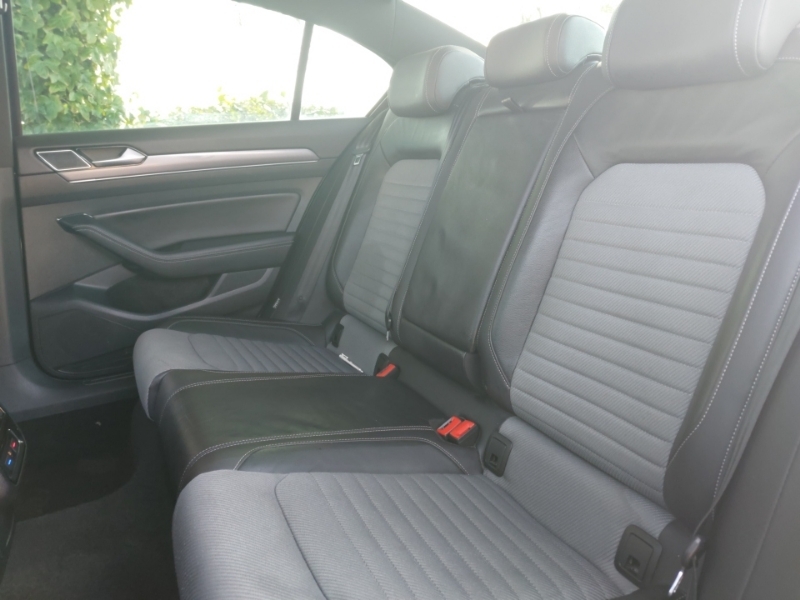 Volkswagen Passat 2.0 Tdi R-line Panoramic Roof Grey #6