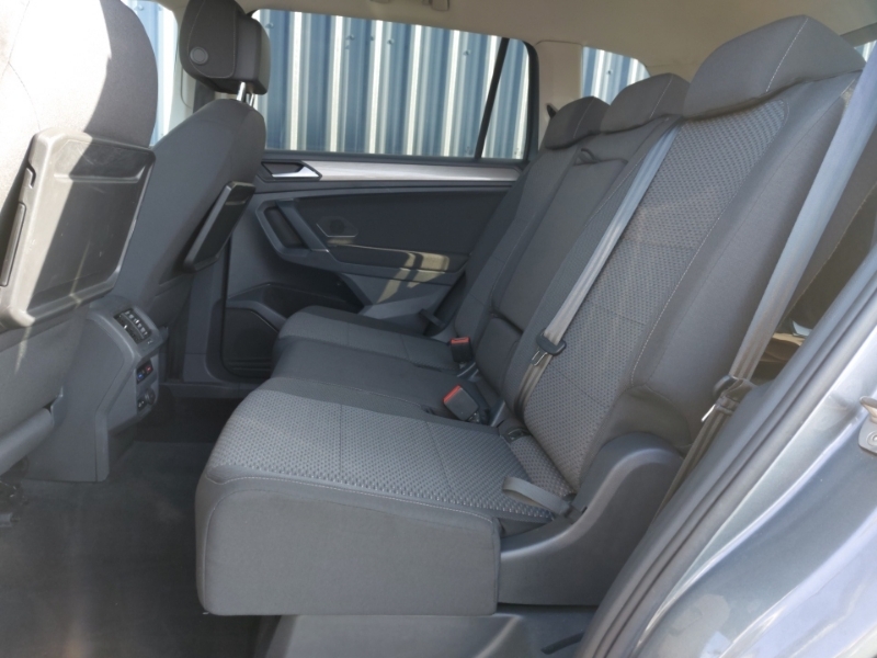 Volkswagen Tiguan Allspace 2.0 Tdi 4Motion Se Nav Dsg SM19UYE Grey #6
