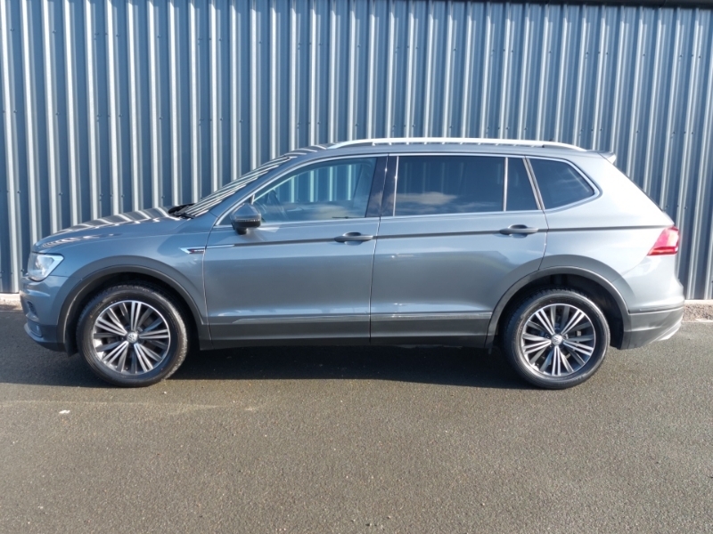 Volkswagen Tiguan Allspace 2.0 Tdi 4Motion Se Nav Dsg SM19UYE Grey #4