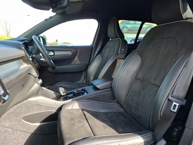 Volvo XC40 1.5 T3 163 R Design Geartronic ND70HRU Black #5