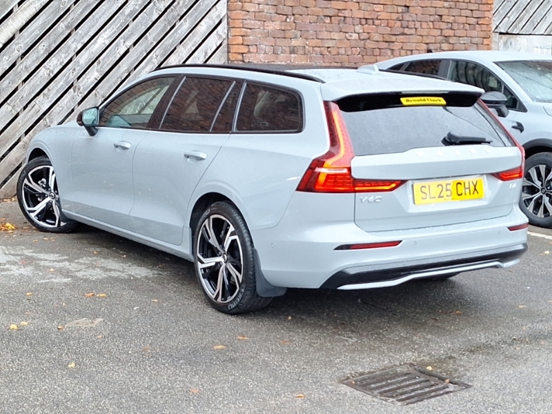 Volvo V60 2.0 B4p Ultra Dark SL25CHX Grey #2