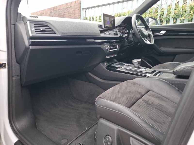 Audi Q5 45 Tfsi Quattro Black Edition S Tronic NU69HFD White #5