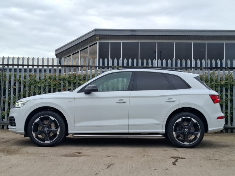 Audi Q5 45 Tfsi Quattro Black Edition S Tronic NU69HFD White #4