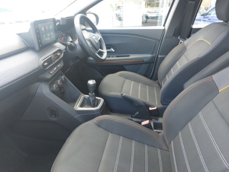 Dacia Sandero Stepway 1.0 Tce Comfort SK72WZO White #5