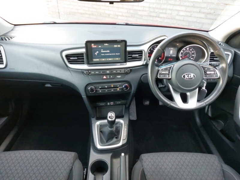 Kia Ceed 1.0T Gdi Isg 2 SD19ZXM Red #3