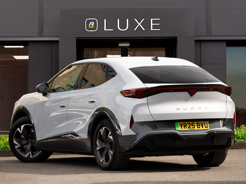 Cupra Tavascan 210Kw V1 77Kwh YR25BVU White #2