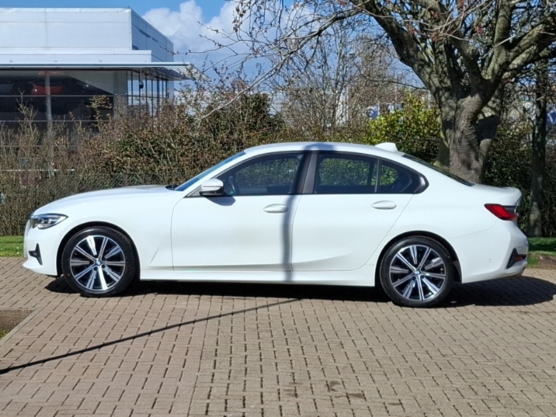 BMW 3 Series 320D Se Step YC19BXE White #4