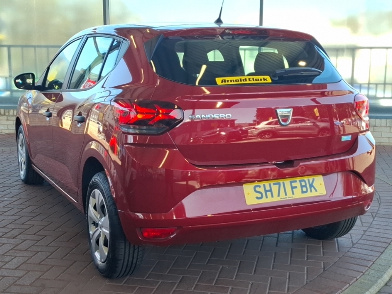 Dacia Sandero 1.0 Tce Bi-fuel Essential SH71FBK Red #2
