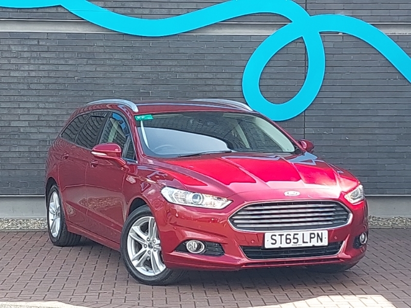 Ford Mondeo 2.0 Tdci 180 Titanium Powershift Red