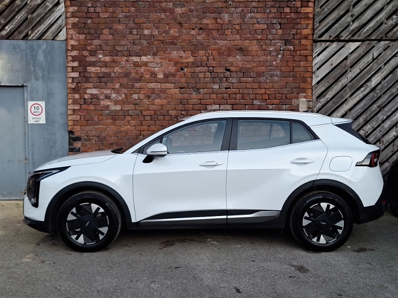 Kia Sportage 1.6T Gdi Hev Pure DE75YVK White #4
