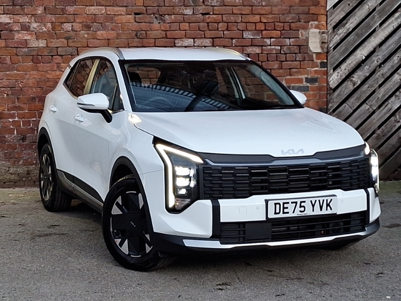 Kia Sportage 1.6T Gdi Hev Pure White