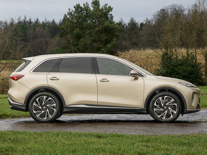 MG MGS6 266Kw Trophy Ev Dual Motor 77Kwh S6TROGO Gold #4