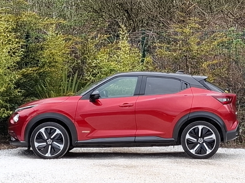 Nissan Juke 1.6 Hybrid Tekna ND22VZN Red #4