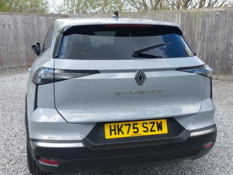 Renault Symbioz 1.3 Tce 140 Techno HK75SZW Grey #2