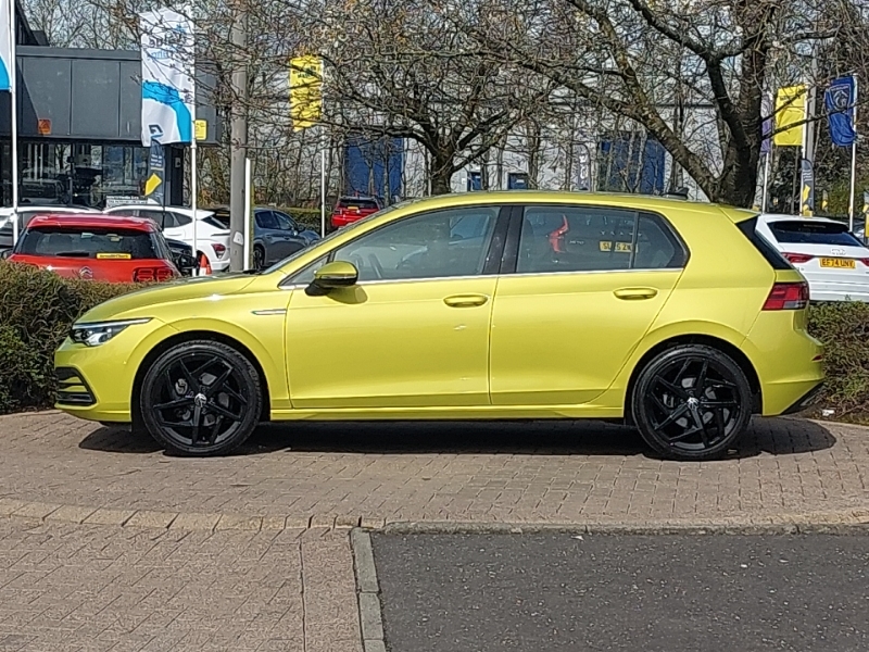 Volkswagen Golf 1.5 Tsi 150 Style SL72YFH Yellow #4