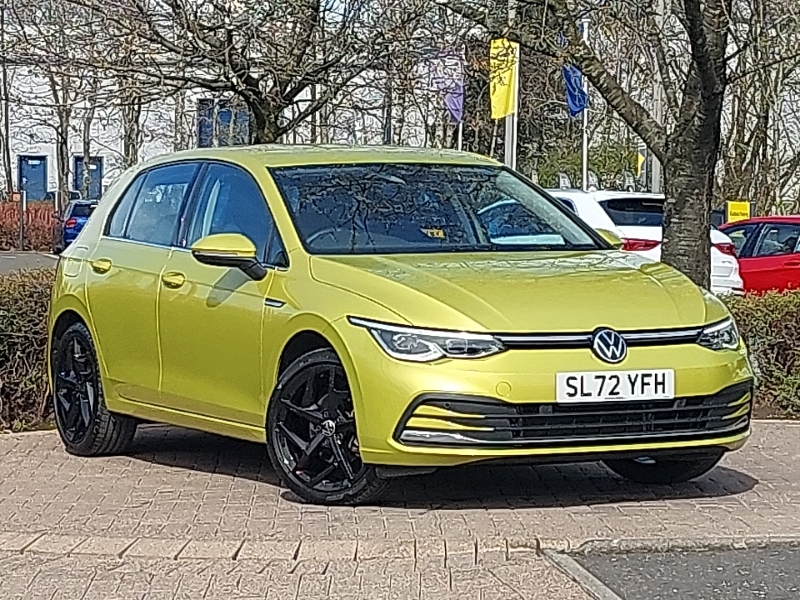 Volkswagen Golf 1.5 Tsi 150 Style Yellow