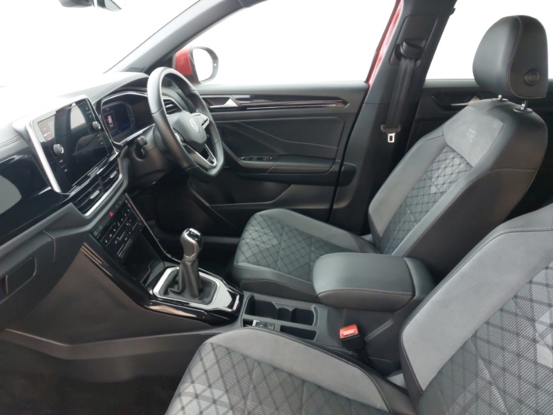 Volkswagen T-Roc 1.5 Tsi R-line SJ72TPX Red #5