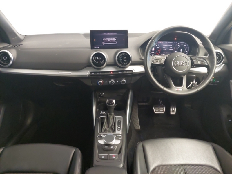 Audi Q2 35 Tfsi S Line S Tronic CP72HVJ Blue #3