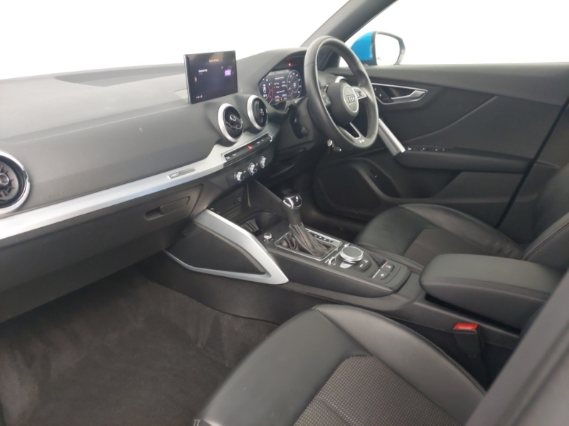 Audi Q2 35 Tfsi S Line S Tronic CP72HVJ Blue #5