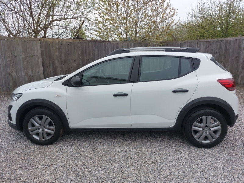 Dacia Sandero Stepway 1.0 Tce Essential MJ22FLG White #4