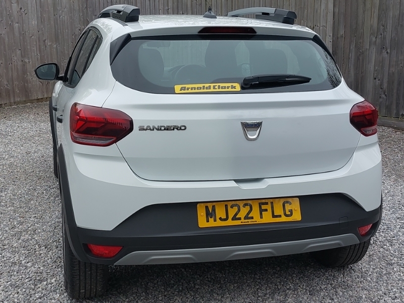 Dacia Sandero Stepway 1.0 Tce Essential MJ22FLG White #2