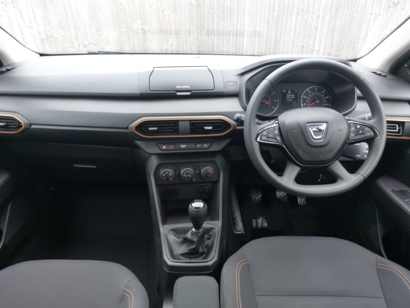 Dacia Sandero Stepway 1.0 Tce Essential MJ22FLG White #3