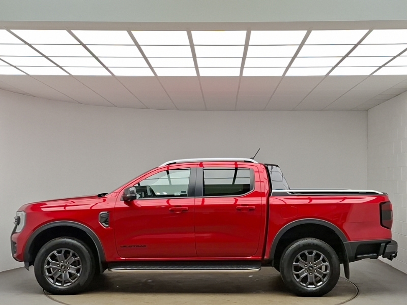 Ford Ranger Pick Up Double Cab Wildtrak 2.0 Ecoblue 205 SM24GVY Red #4