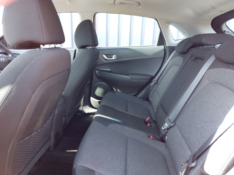 Hyundai Kona 100Kw Se Connect 39Kwh Red #6