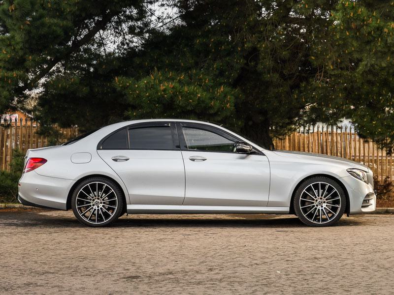 Mercedes-Benz E Class E220d Amg Line Premium Plus 9G-tronic PY17KFG Silver #3