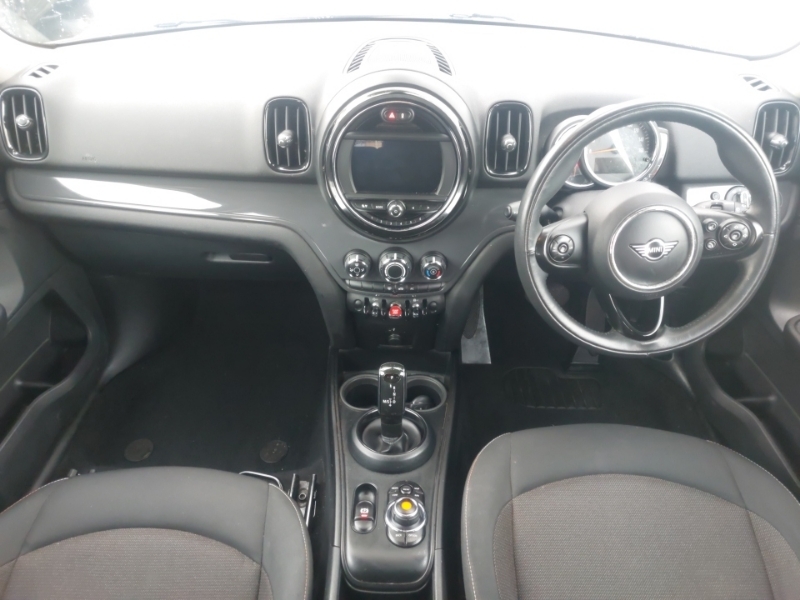 Mini Countryman 1.5 Cooper Classic NK19JVG Green #3