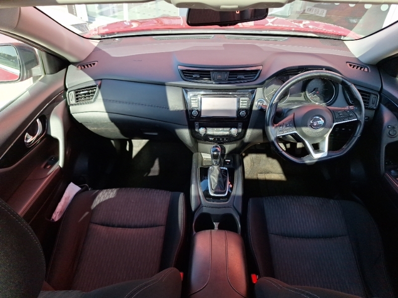 Nissan X-Trail 1.3 Dig-t N-connecta Dct SL69VMX Red #3