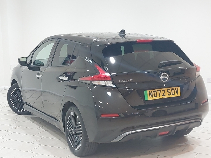 Nissan Leaf 110Kw N-connecta 39Kwh Black #2
