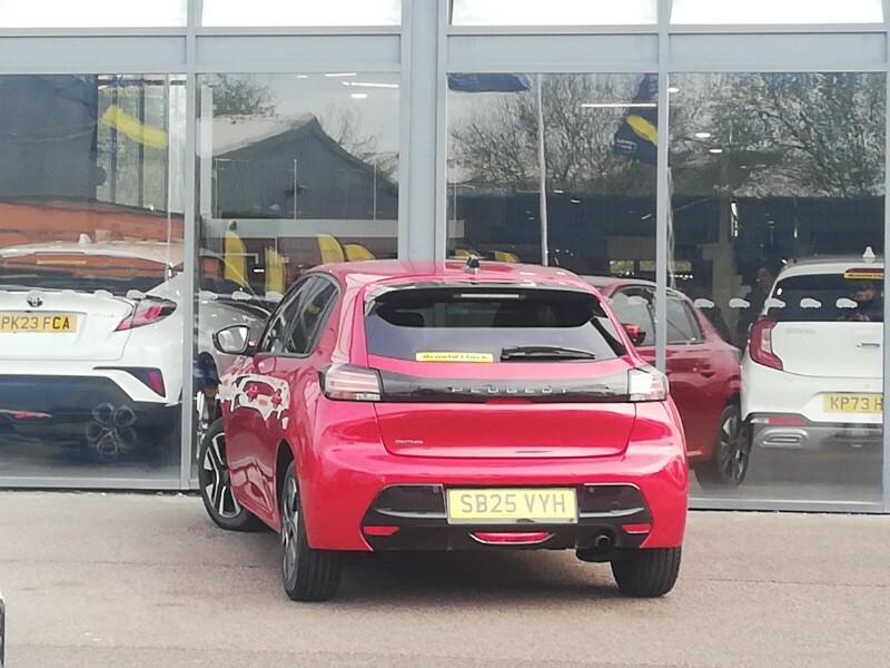 Peugeot 208 1.2 Puretech 100 Allure SB25VYH Red #2