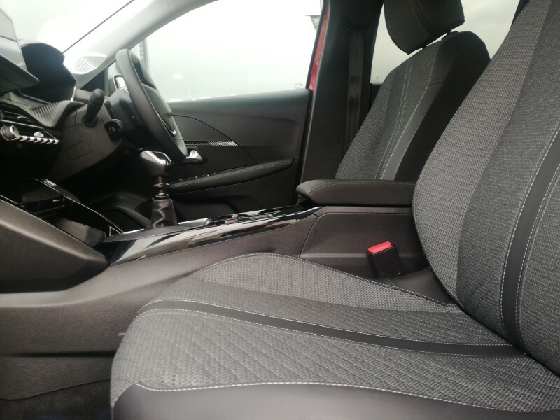 Peugeot 208 1.2 Puretech 100 Allure SB25VYH Red #5