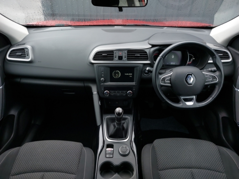 Renault Kadjar 1.6 Dci Dynamique Nav 4Wd Red #3