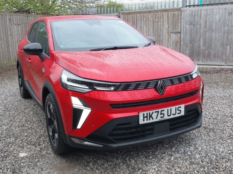 Renault Symbioz 1.3 Tce 140 Techno Red