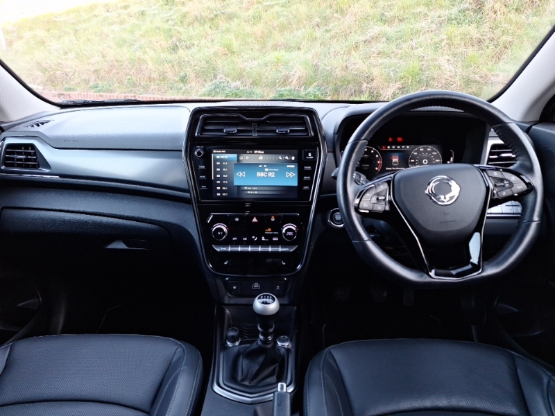 SsangYong Tivoli 1.5P Ultimate Red #3